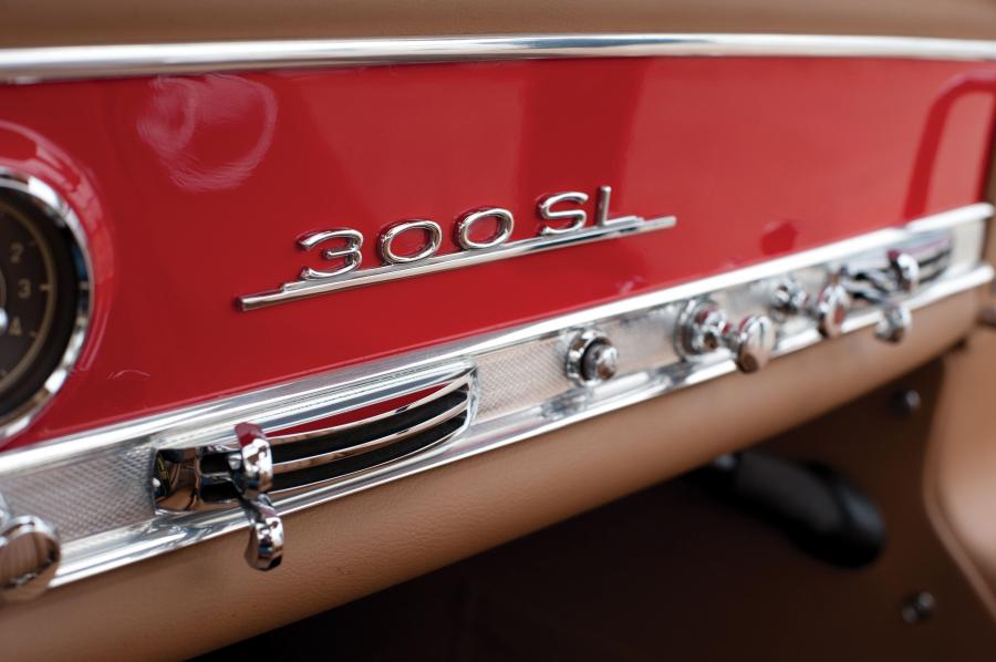 Детали экстерьера Mercedes-Benz 300 SL 1955 года  (фото 110 из 233)